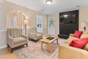 Near Parks Dining & Shopping - Glade Park Gem